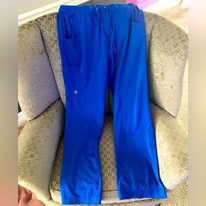Healing hands drawstring scrub pants. Sz. Medium.